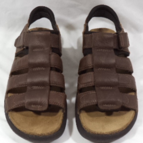 mens fishing sandals